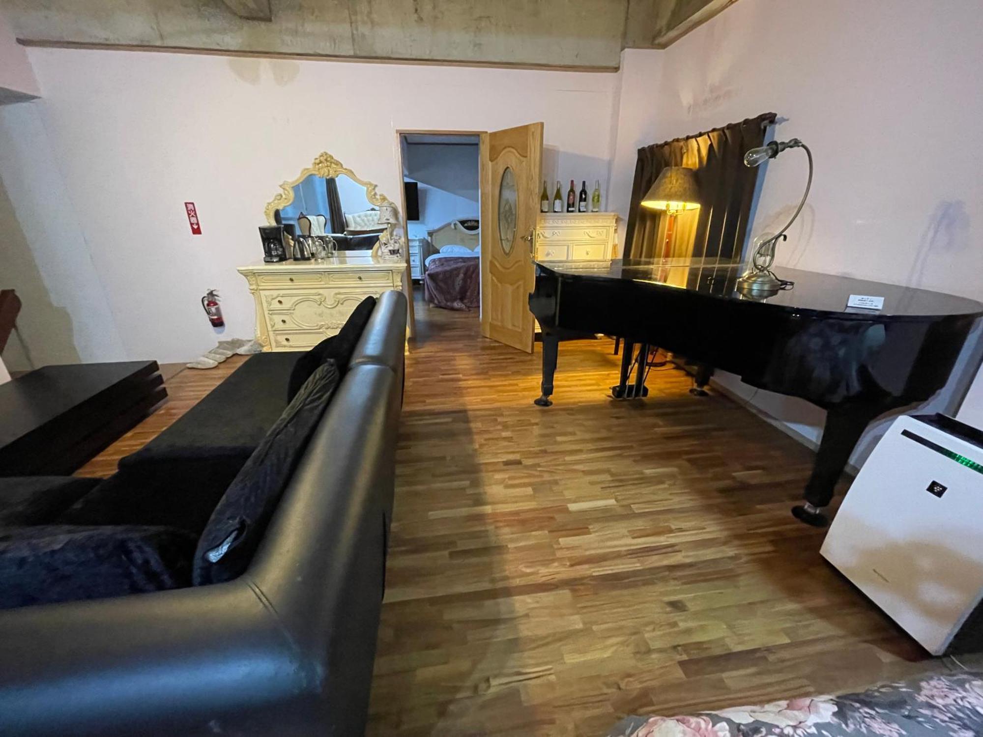 Guest House Koza Gate2 오키나와 시 외부 사진