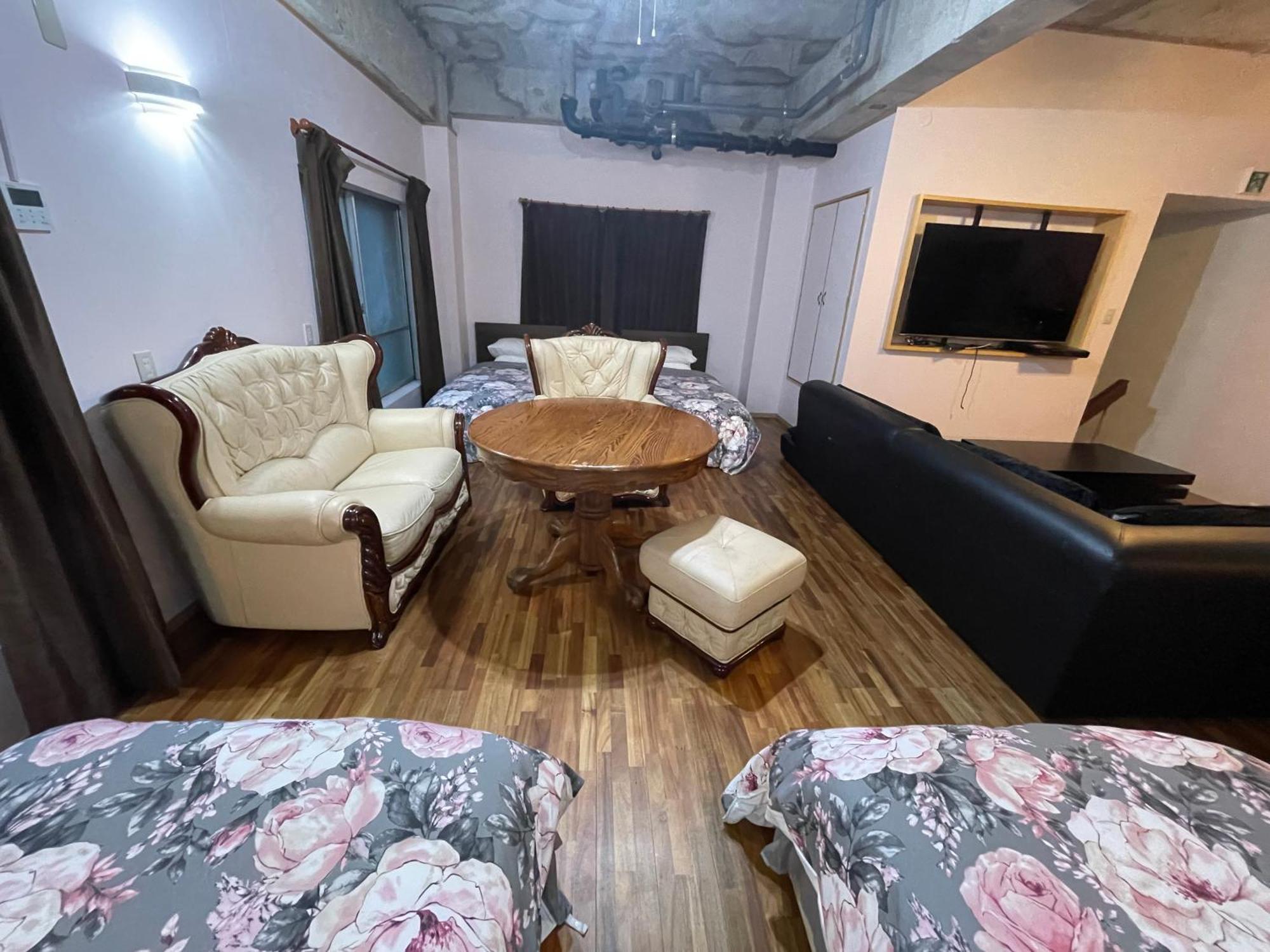 Guest House Koza Gate2 오키나와 시 외부 사진